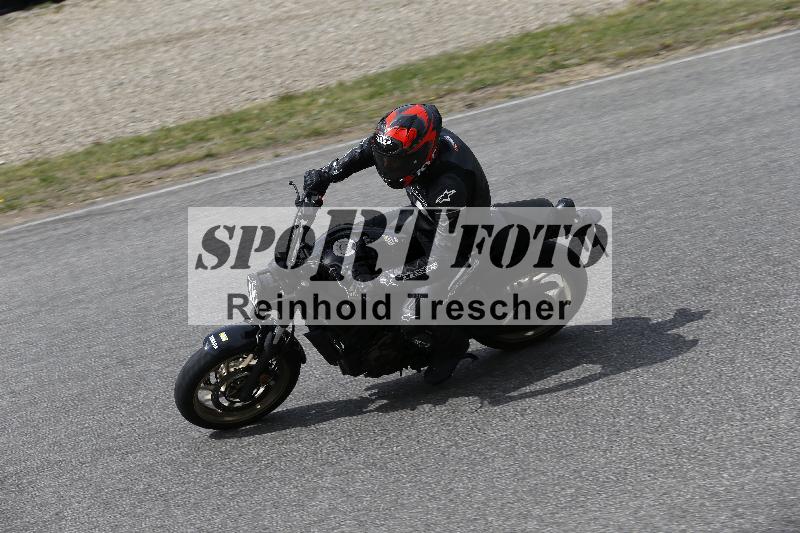 /10 20.04.2026  Pluess Moto Sport ADR/Einsteiger/12